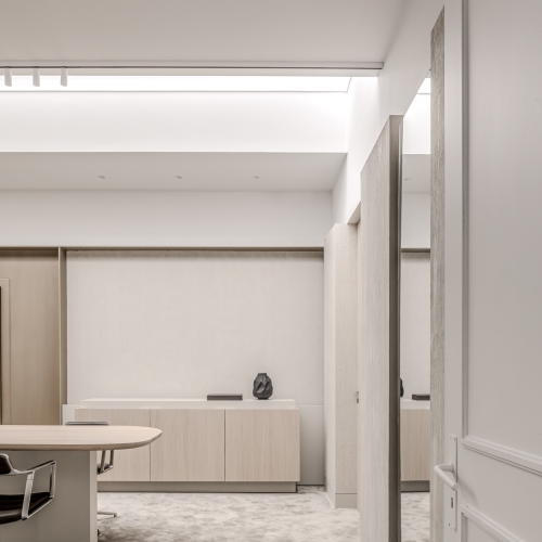 De illusie van daglicht met een Skylight spanplafond