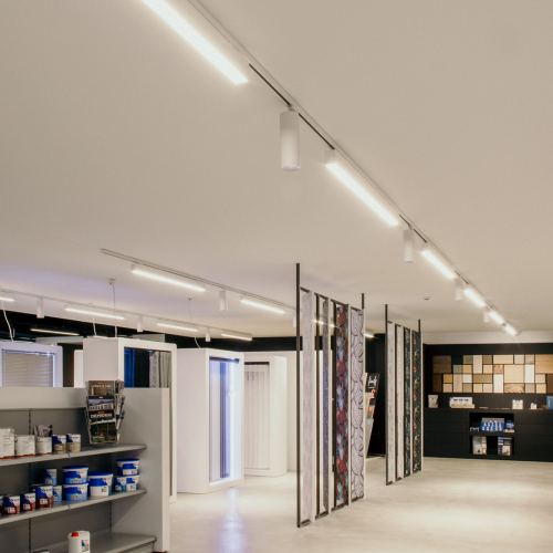 Spanplafond in showroom