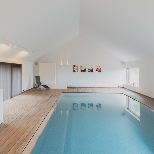 Soft Sound Pro spanplafond in binnenzwembad
