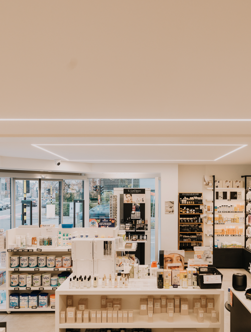 Apotheek met Prime spanplafond