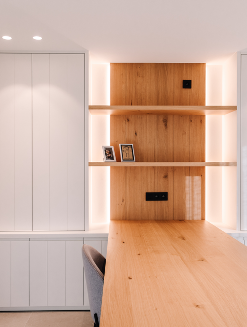 Home office met akoestisch spanplafond