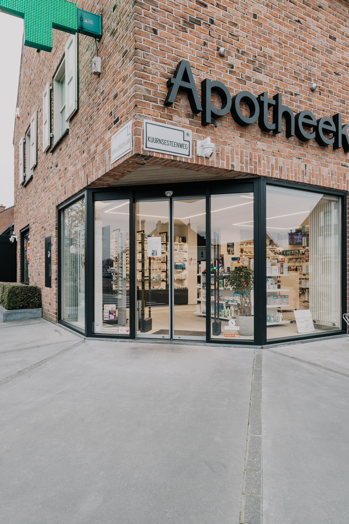 Prime spanplafond in apotheek