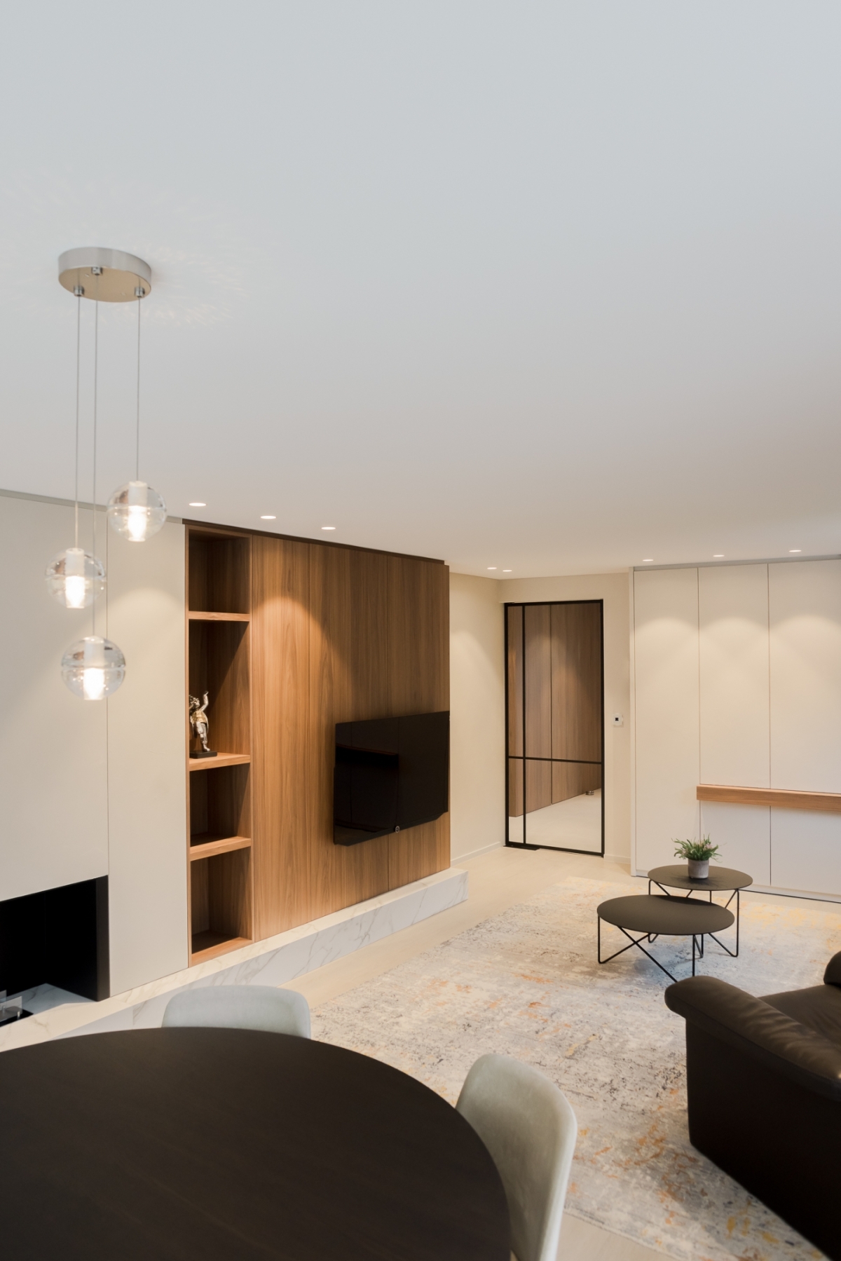 Prime spanplafond in woonkamer